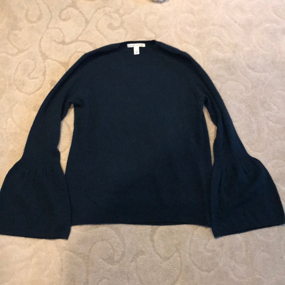 Autumn cashmere bell sleeve cashmere sweater